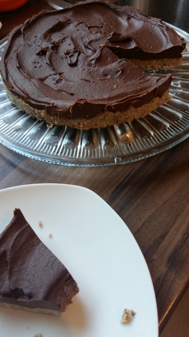 Rohkost-Schokotorte 3